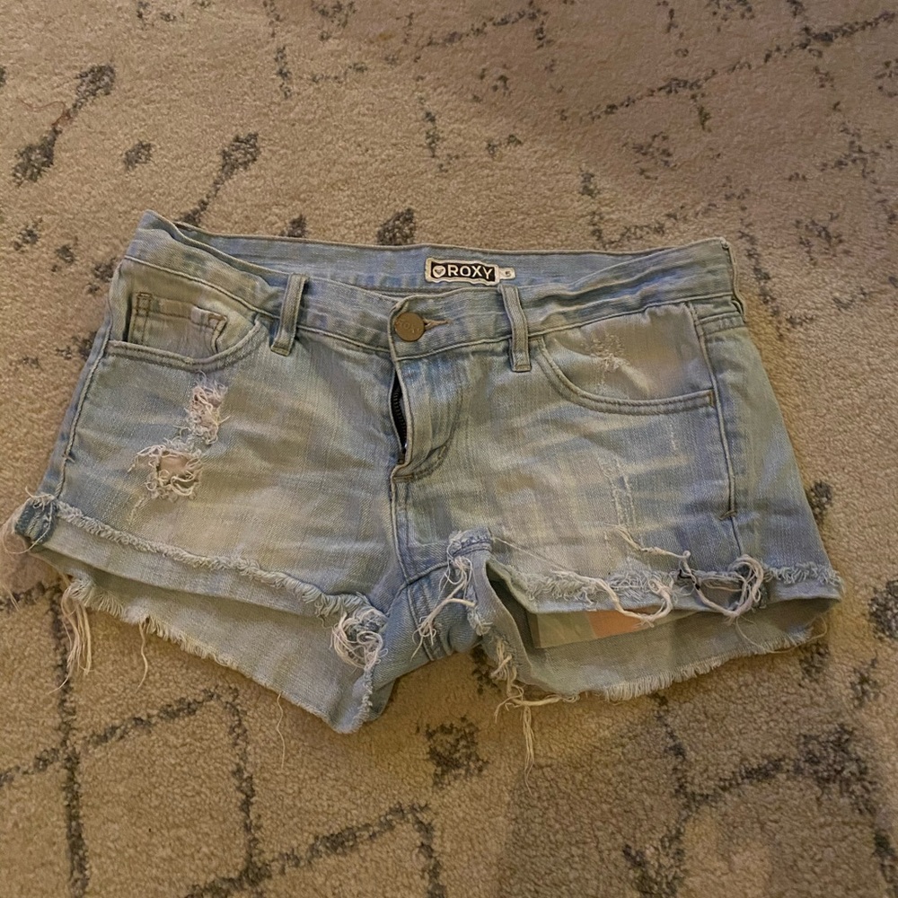 Distressed shorts